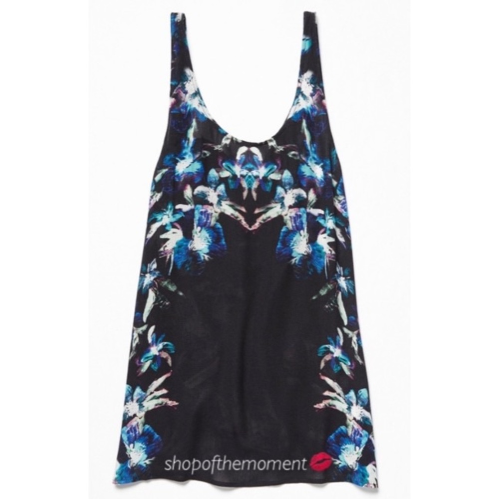 new Free People โฆ Draped Back Cami โฆ Night Floral - Picture 3 of 12